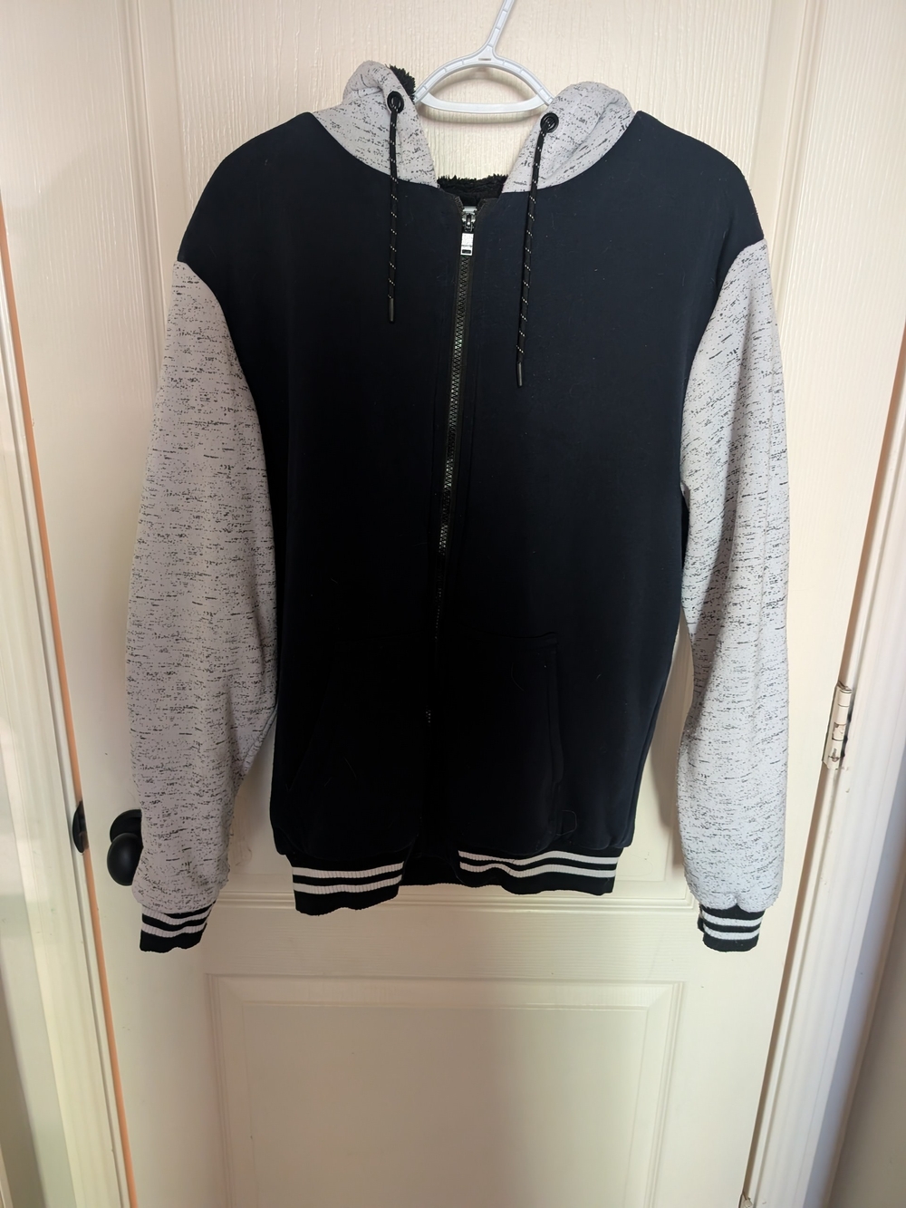 Men's Navy & Light Gray Hooded Zip-Up Jacket